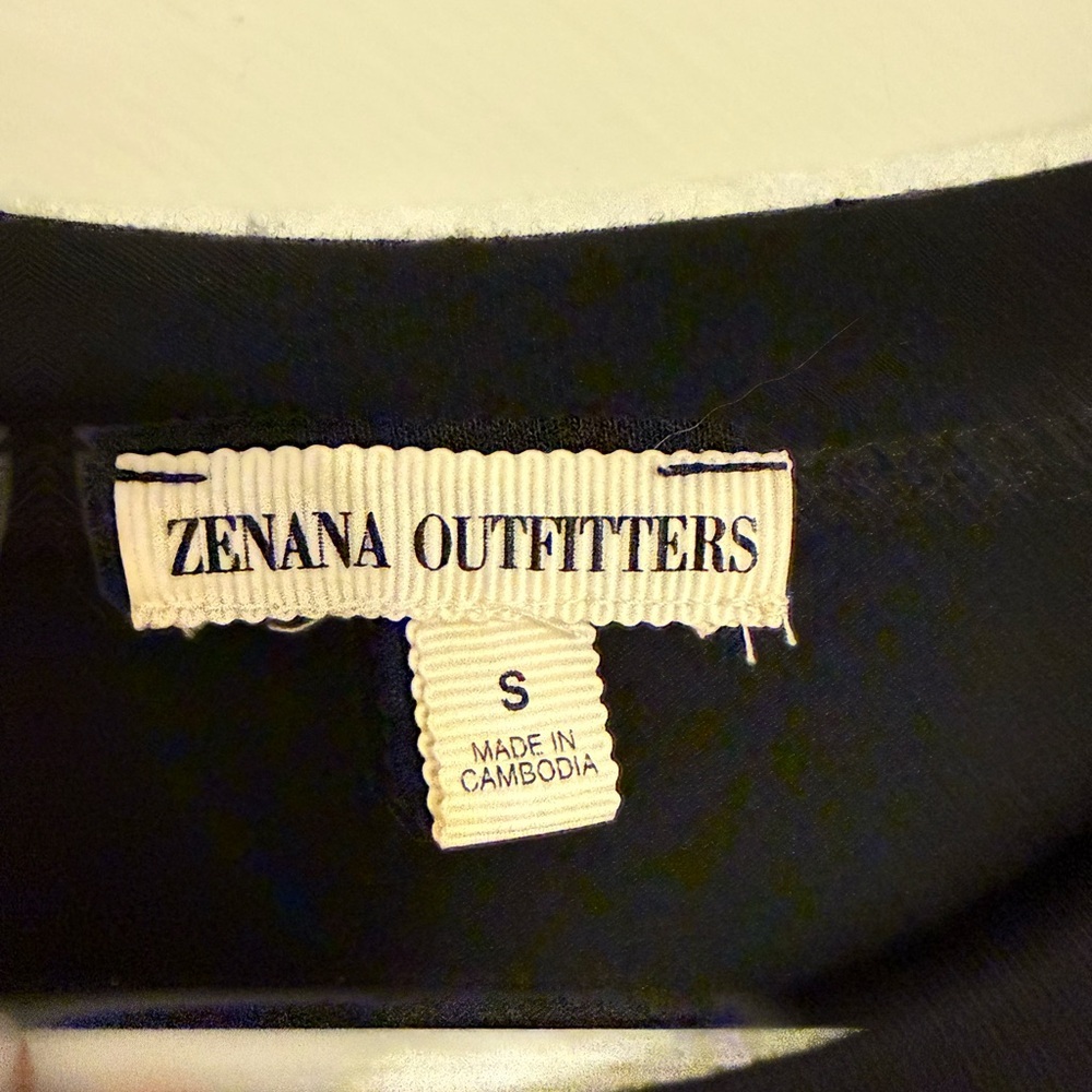 2/$30 Zenana Outfitters Black Long Roll Tab Sleeve Dress w/ Pockets – Size S - Picture 7 of 9